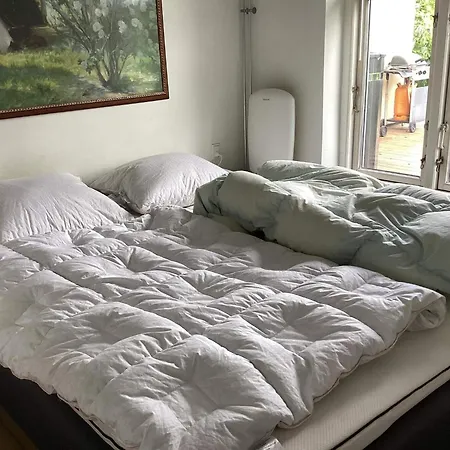 10 Person In